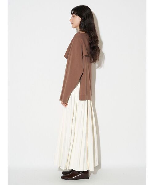 ELENDEEK（エレンディーク）の「アシンメトリーラッフルニット（ニット/セーター・レディース・ブラック/ブラウン/オフホワイト・FREE）」の19枚目の写真