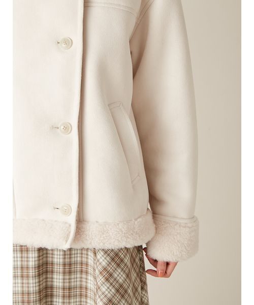 LILY BROWN(リリーブラウン)の「ビックカラーボアジャケット(ブルゾン・レディース・ホワイト/ブラウン/ブラック・F)」の12枚目の写真