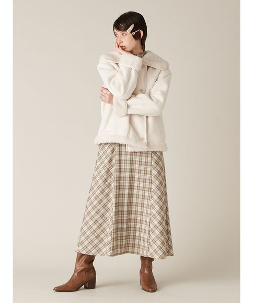 LILY BROWN(リリーブラウン)の「ビックカラーボアジャケット(ブルゾン・レディース・ホワイト/ブラウン/ブラック・F)」の15枚目の写真