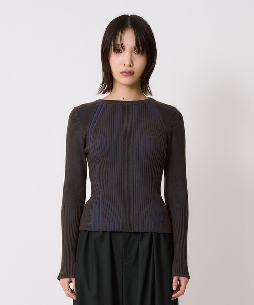 UNITED TOKYO(ユナイテッドトウキョウ)の「【残りわずか!】スリムリブラインニット|ウォッシャブル/オフィスカジュアル/ニット/細見え/春服(ニット/セーター・レディース・ベージュ/ブラック/ブルー・FREE)」の5枚目の写真