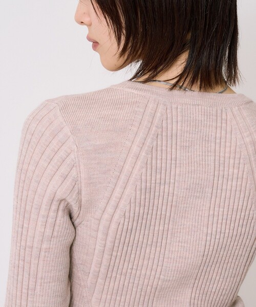 UNITED TOKYO(ユナイテッドトウキョウ)の「【残りわずか!】スリムリブラインニット|ウォッシャブル/オフィスカジュアル/ニット/細見え/春服(ニット/セーター・レディース・ベージュ/ブラック/ブルー・FREE)」の15枚目の写真