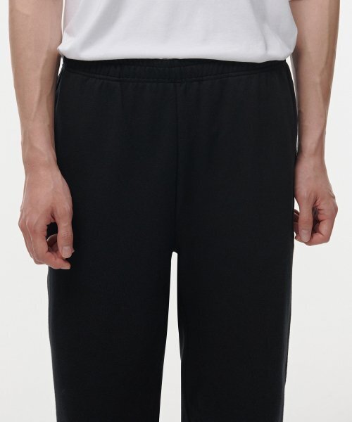 MUSINSA STANDARD（ムシンサスタンダード）の「スウェットパンツ[黒]（スウェットパンツ・メンズ・その他・SMALL/MEDIUM/LARGE/XX-LARGE）」の3枚目の写真