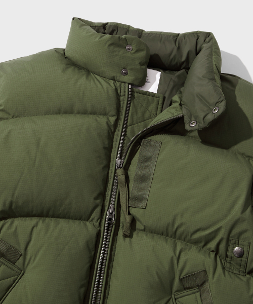 OUTSTANDING(アウトスタンディング)の「MA-1 FLIGHT DOWN PARKA_OLIVE(ダウンジャケット/コート・メンズ・その他・SMALL/MEDIUM/LARGE)」の6枚目の写真
