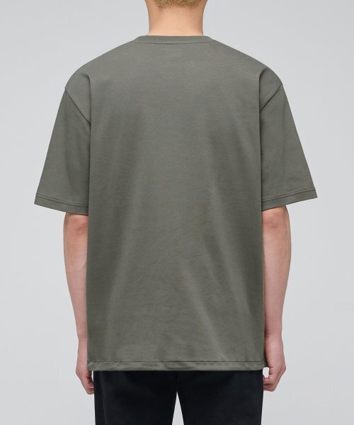 MUSINSA STANDARD（ムシンサスタンダード）の「リラックスフィットクルーネックストリングTシャツ[ダスティカーキ]（Tシャツ/カットソー・メンズ・その他・SMALL）」の3枚目の写真