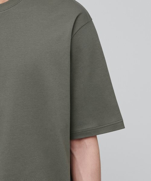 MUSINSA STANDARD（ムシンサスタンダード）の「リラックスフィットクルーネックストリングTシャツ[ダスティカーキ]（Tシャツ/カットソー・メンズ・その他・SMALL）」の6枚目の写真