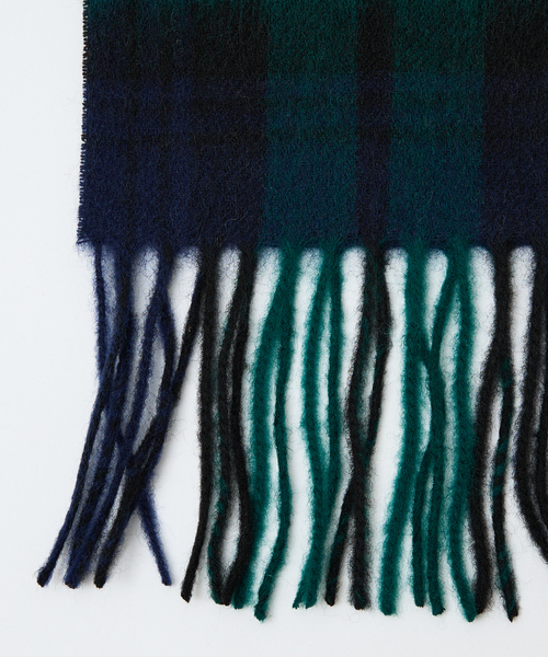 ABAHOUSE(アバハウス)の「ウール×カシミヤ チェック マフラー / ON・OFF兼用(マフラー・メンズ・アイボリー/ホワイト/ネイビー・フリー)」の15枚目の写真