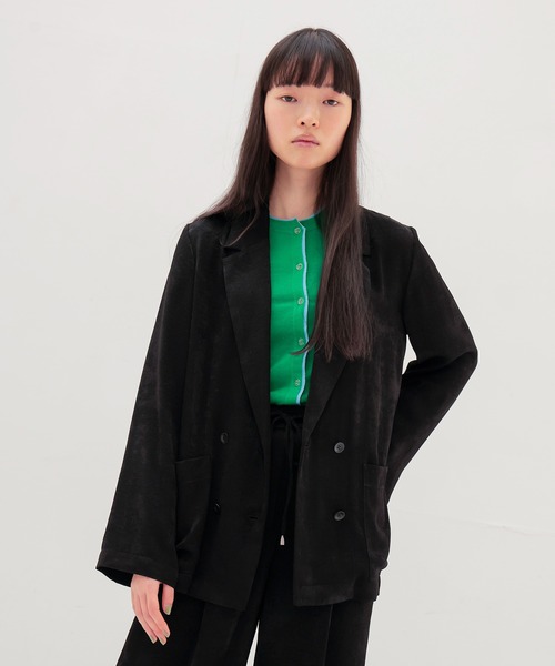 DRESSLAVE（ドレスレイブ）の「velvet satin relaxy jacket(ベルベットサテンリラクシージャケット)（テーラードジャケット・レディース・ブラック/ホワイト・38）」の2枚目の写真
