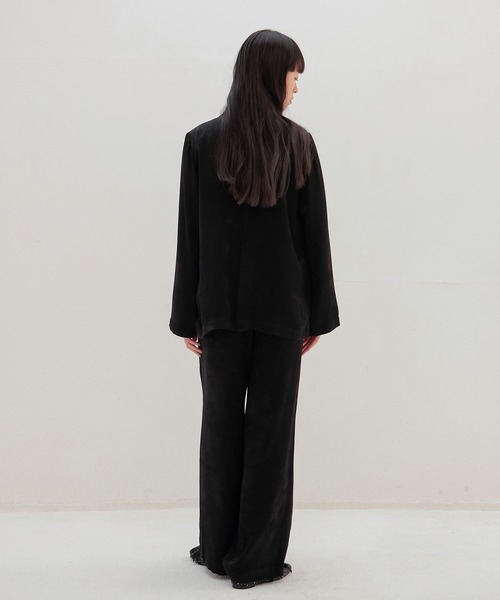 DRESSLAVE（ドレスレイブ）の「velvet satin relaxy jacket(ベルベットサテンリラクシージャケット)（テーラードジャケット・レディース・ブラック/ホワイト・38）」の16枚目の写真