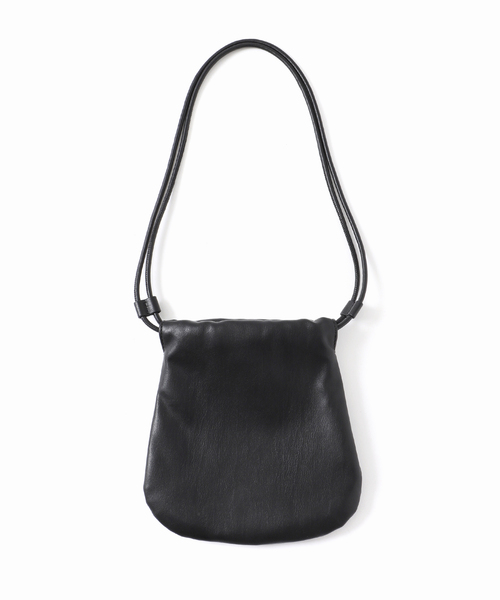 plage（プラージュ）の「&MyuQ / アンドミューク 別注 MINI バッグ（クラッチバッグ・レディース・ブラック・FREE）」の7枚目の写真