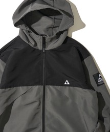 ADPOSION（アドポーション）の「【GERRY】ワンポイントロゴ刺繍 マウンテンパーカー（マウンテンパーカー）」