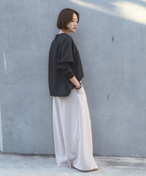 qualite（カリテ）の「【大人のスウェット】ラメスウェットプルオーバー/トレーナー/冬服/春服/きれいめスウェット（スウェット・レディース・モカ/クリーム/ブラック・フリー）」の17枚目の写真