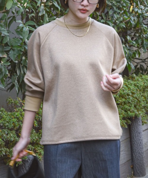 qualite（カリテ）の「【大人のスウェット】ラメスウェットプルオーバー/トレーナー/冬服/春服/きれいめスウェット（スウェット・レディース・モカ/クリーム/ブラック・フリー）」の3枚目の写真