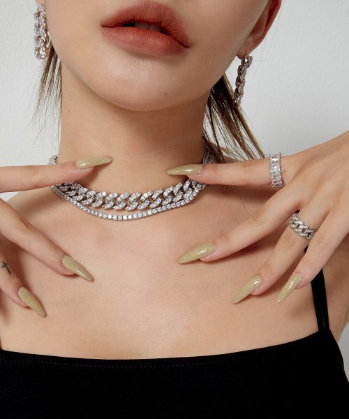 RAINDROP JEWELRY（レインドロップジュエリー）の「レインドロップエメラルドエタニティリング（リング・レディース・その他・11号/13号/17号）」の3枚目の写真