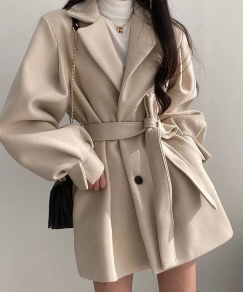 Flugge(フラッジー)の「テーラードコート(その他アウター・レディース・ベージュ/ブラック・LARGE/MEDIUM)」の1枚目の写真
