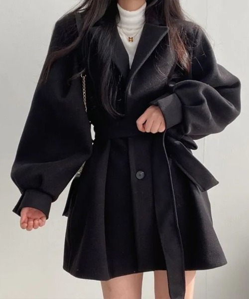 Flugge(フラッジー)の「テーラードコート(その他アウター・レディース・ベージュ/ブラック・LARGE/MEDIUM)」の3枚目の写真