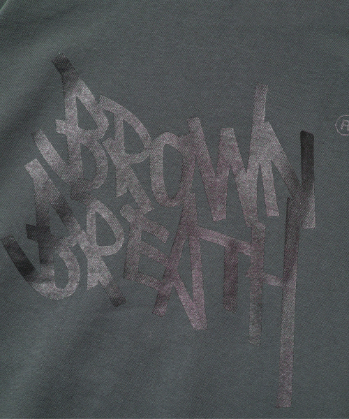 BROWNBREATH(ブラウンブレス)の「TAG HOODIE - DARK GREEN(パーカー・レディース・その他・L/M/S/XL)」の4枚目の写真