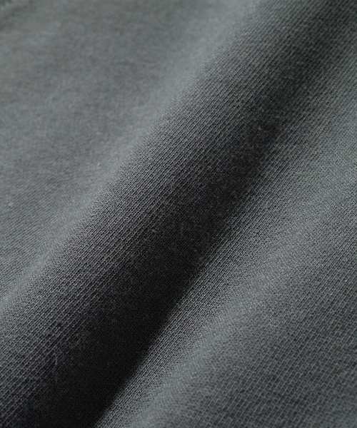 BROWNBREATH(ブラウンブレス)の「TAG HOODIE - DARK GREEN(パーカー・レディース・その他・L/M/S/XL)」の9枚目の写真