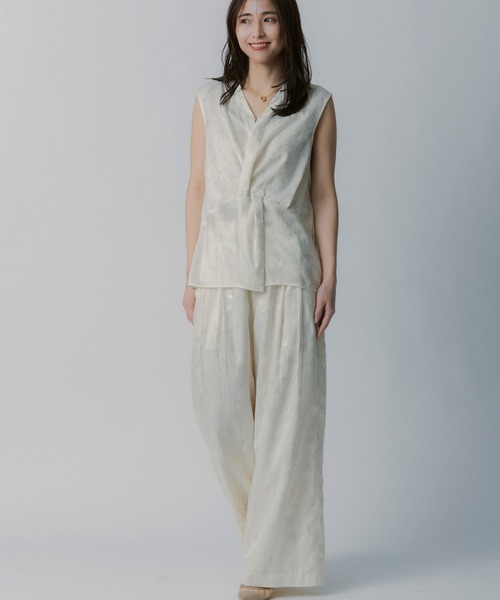 AJUGA.（アジュガ）の「箔プリントタックパンツ（その他パンツ・レディース・ライトイエロー・FREE）」の7枚目の写真