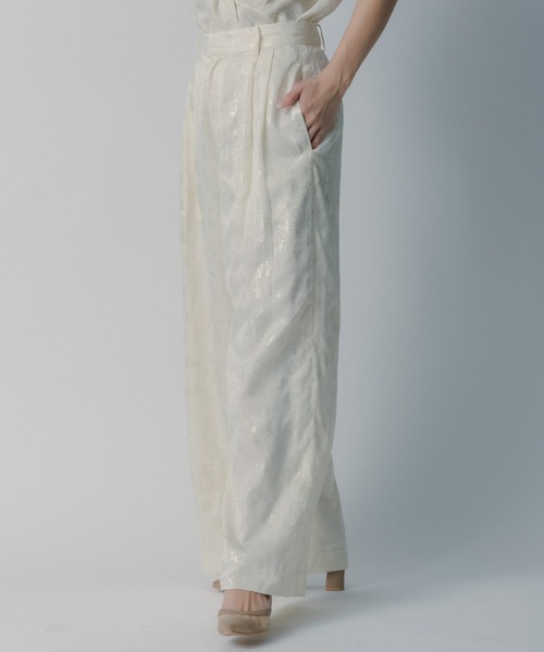 AJUGA.（アジュガ）の「箔プリントタックパンツ（その他パンツ・レディース・ライトイエロー・FREE）」の20枚目の写真