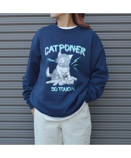 MODISH GAZE(モディシュガゼ)の「CATPOWER裏毛クルーネックスウェット(スウェット・メンズ・ネイビー/ブラック・LARGE)」の2枚目の写真