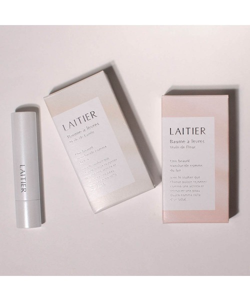 entre square（アントレスクエアー）の「LAITIER(レチエ)/モイスチャーリップ ペルル ドゥ レ(クリア)/ヴォワル ドゥ フルール(ピンク)（リップクリーム・レディース・クリア/ピンク・ONE SIZE）」の3枚目の写真