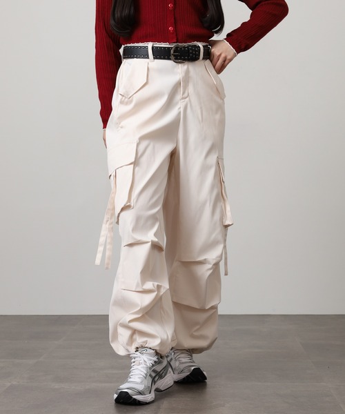 .WORKS（ドットワークス）の「.worksスタッズベルト付カーゴパンツ（カーゴパンツ・レディース・ダークグレー/ブラック/アイボリー/ピンク・M）」の22枚目の写真
