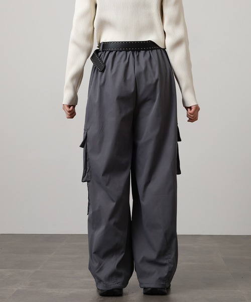 .WORKS（ドットワークス）の「.worksスタッズベルト付カーゴパンツ（カーゴパンツ・レディース・ダークグレー/ブラック/アイボリー/ピンク・M）」の11枚目の写真