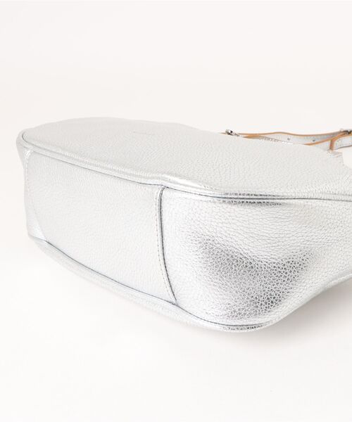 inter-chaussures（インターショシュール）の「【RIPANI】シャインシルバーレザー2WAYバッグ(Q66306)（ハンドバッグ・レディース・シルバー・ALL）」の3枚目の写真