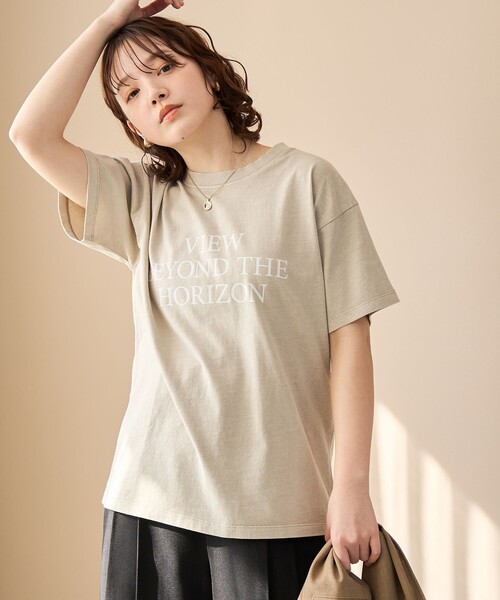 coen（コーエン）の「ピグメントアソートロゴプリントTシャツ（インフルエンサー紹介アイテム）（Tシャツ/カットソー・レディース・ナチュラル/オフホワイト/ベージュ/ダークグレー・M/L）」の3枚目の写真