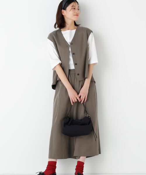 human woman(ヒューマンウーマン)の「◆【ウォッシャブル/セットアップ可】セルロースコットンサテンセットアップ(Tシャツ/カットソー・レディース・ネイビー/ブラウン系その他・MEDIUM)」の2枚目の写真