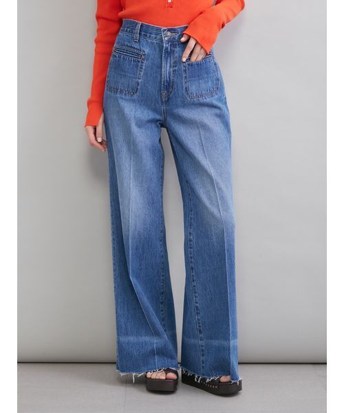 Mila Owen（ミラオーウェン）の「玉縁ポケットセミフレアデニムパンツ（デニムパンツ・レディース・ライトブルー/インディゴブルー/ベージュ・00/2/1/0）」の22枚目の写真