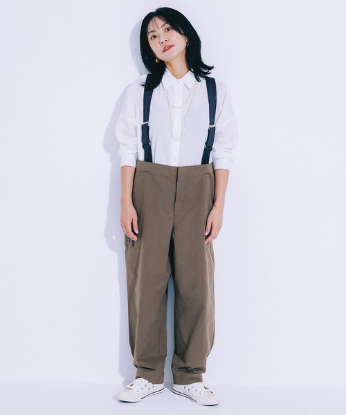 OUTDOOR PRODUCTS(アウトドアプロダクツ)の「Cozue Ninomiya EX suspender pants(スラックス・レディース・チャコールグレー/カーキ/アイボリー・38/36)」の3枚目の写真