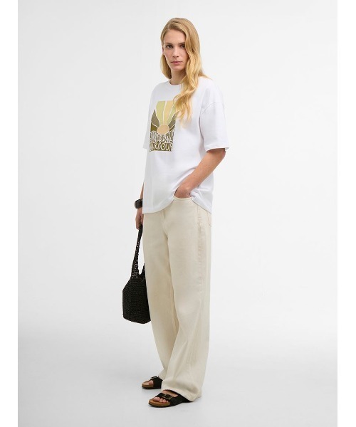 Barbour(バブアー)の「Melody グラフィックTシャツ(レディース)(Tシャツ/カットソー・レディース・ホワイト/ピンク・8/10)」の3枚目の写真