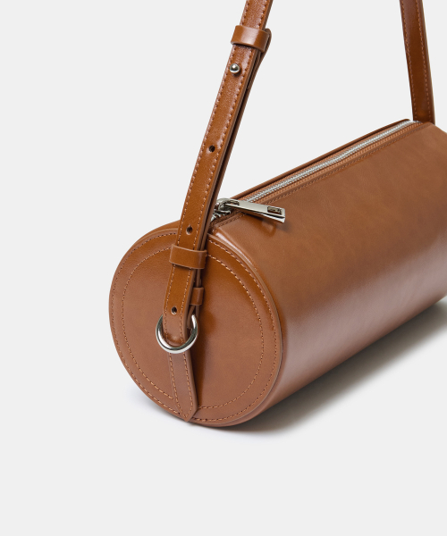 MUSINSA STANDARD WOMAN（ムシンサスタンダードウーマン）の「ウィメンズスモールシリンダーショルダーバッグ[ブラウン]（ショルダーバッグ・レディース・その他・FREE）」の7枚目の写真