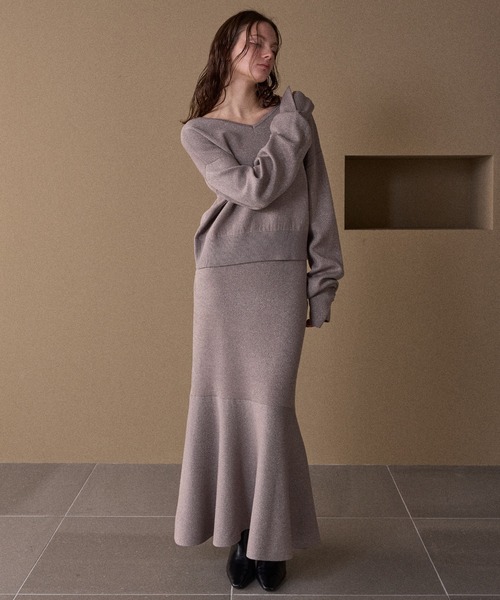 MIELI INVARIANT（ミエリインヴァリアント）の「2way Tuck Glitter Knit Tops（ニット/セーター・レディース・ブラック・FREE）」の19枚目の写真