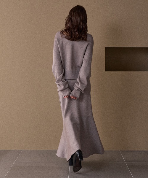 MIELI INVARIANT（ミエリインヴァリアント）の「2way Tuck Glitter Knit Tops（ニット/セーター・レディース・ブラック・FREE）」の21枚目の写真