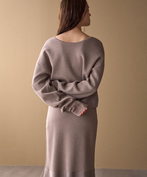 MIELI INVARIANT（ミエリインヴァリアント）の「2way Tuck Glitter Knit Tops（ニット/セーター・レディース・ブラック・FREE）」の18枚目の写真