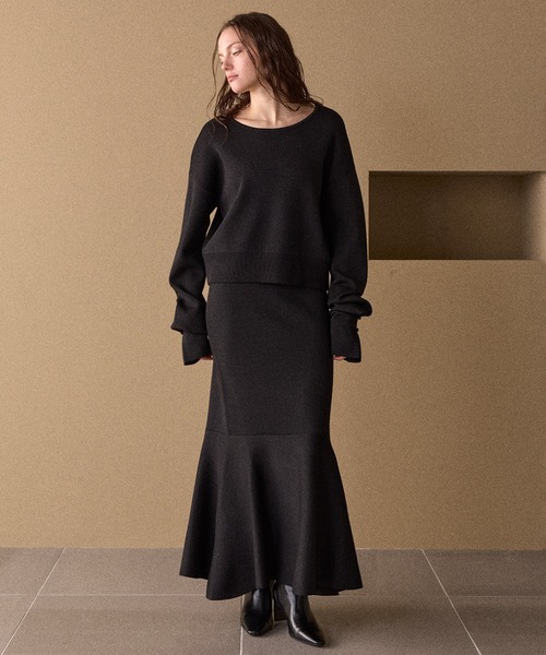 MIELI INVARIANT（ミエリインヴァリアント）の「2way Tuck Glitter Knit Tops（ニット/セーター・レディース・ブラック・FREE）」の4枚目の写真