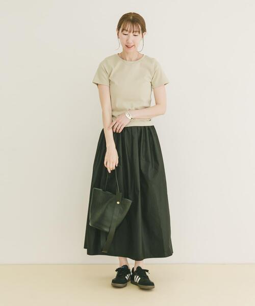 ITEMS URBANRESEARCH(アイテムズ アーバンリサーチ)の「ボリュームタックスカート(スカート・レディース・ブラック/キャメル/カーキ・FREE)」の17枚目の写真