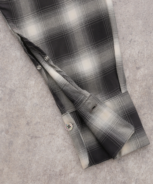 U by SPICK&SPAN（ユーバイスピックアンドスパン）の「CAMIRABLE ビッグシャツ（シャツ/ブラウス・レディース・ネイビー/サックスブルー・FREE）」の7枚目の写真