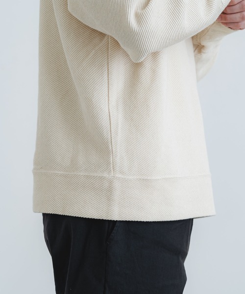 quadro(クオドロ)の「16/1BDカルゼクルーネックプルオーバー(Tシャツ/カットソー・メンズ・ブラック/グレー/キナリ・MEDIUM/LARGE)」の17枚目の写真