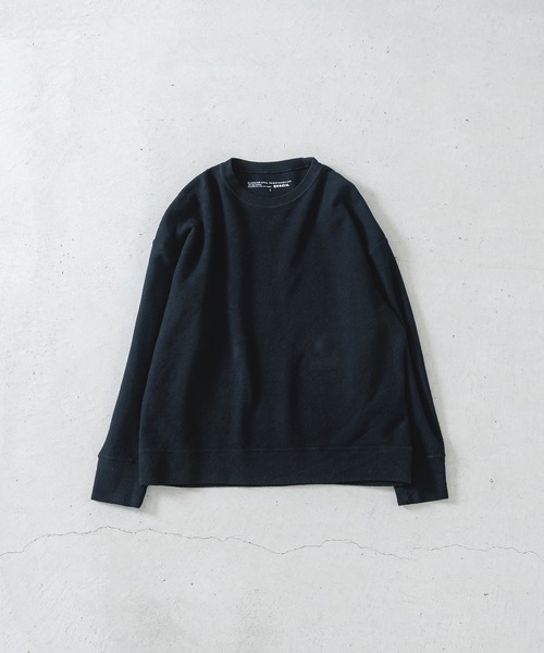quadro(クオドロ)の「16/1BDカルゼクルーネックプルオーバー(Tシャツ/カットソー・メンズ・ブラック/グレー/キナリ・MEDIUM/LARGE)」の5枚目の写真