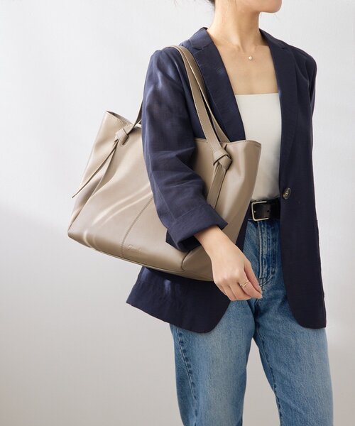 gemeil（ジェムイル）の「ポーチSETノットハンドルトートバッグ(PT-363)（トートバッグ・レディース・グレイッシュベージュ/ブラック・FREE）」の2枚目の写真