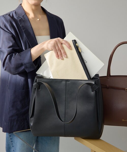 gemeil（ジェムイル）の「ポーチSETノットハンドルトートバッグ(PT-363)（トートバッグ・レディース・グレイッシュベージュ/ブラック・FREE）」の3枚目の写真