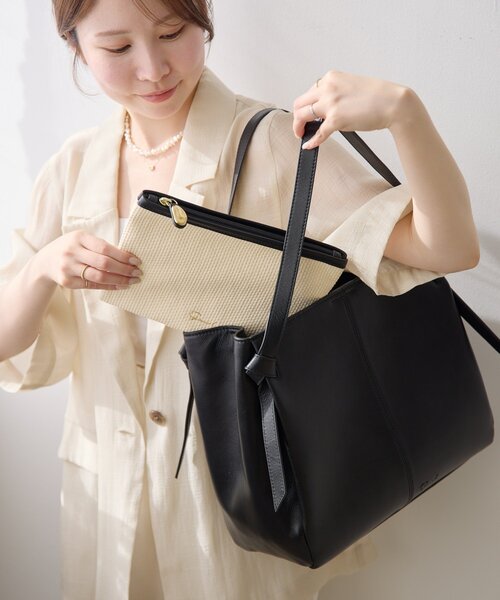 gemeil（ジェムイル）の「ポーチSETノットハンドルトートバッグ(PT-363)（トートバッグ・レディース・グレイッシュベージュ/ブラック・FREE）」の5枚目の写真
