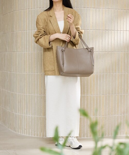 gemeil（ジェムイル）の「ポーチSETノットハンドルトートバッグ(PT-363)（トートバッグ・レディース・グレイッシュベージュ/ブラック・FREE）」の15枚目の写真