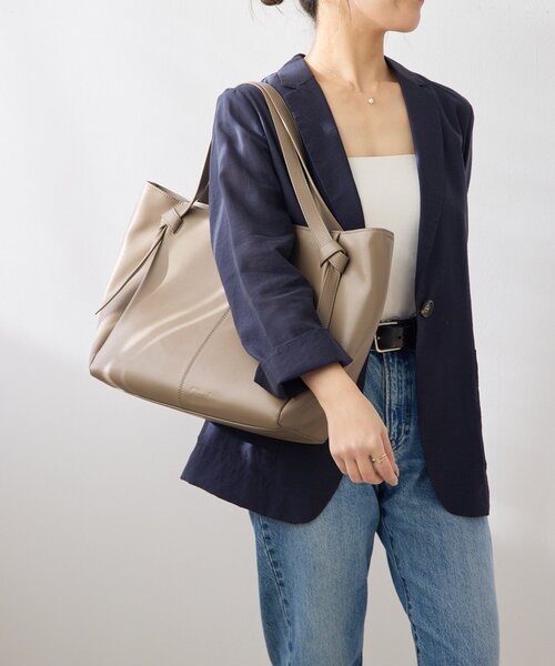 gemeil（ジェムイル）の「ポーチSETノットハンドルトートバッグ(PT-363)（トートバッグ・レディース・グレイッシュベージュ/ブラック・FREE）」の19枚目の写真