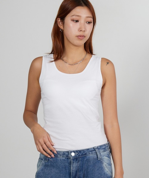 HANES（ヘインズ）の「Hanes/ヘインズ Hanes originals カップ付きタンクトップ ラウンドネック ブラトップ 2026年春夏（タンクトップ・レディース・ホワイト/ブラック/グレー・M/L/XL）」の9枚目の写真