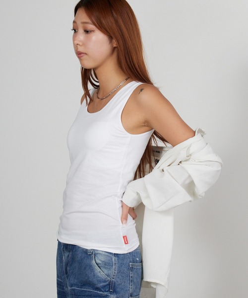 HANES（ヘインズ）の「Hanes/ヘインズ Hanes originals カップ付きタンクトップ ラウンドネック ブラトップ 2026年春夏（タンクトップ・レディース・ホワイト/ブラック/グレー・M/L/XL）」の12枚目の写真