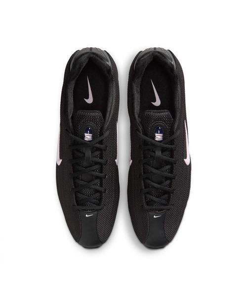 NIKE（ナイキ）の「W SHOX Z　HQ7540-006（スニーカー・レディース・ブラック・26.0cm/25.5cm/25.0cm/24.5cm/24.0cm/23.5cm/23.0cm/22.5cm/22.0cm）」の4枚目の写真